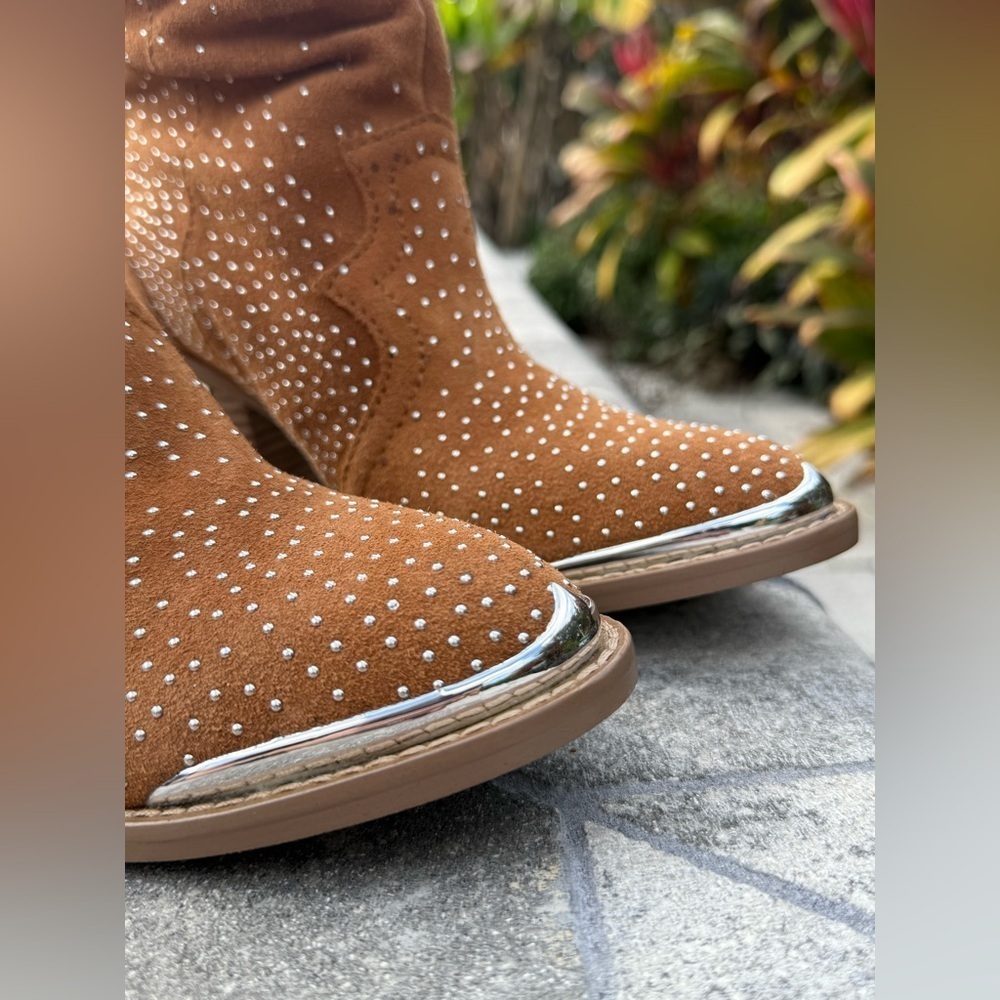 Gianni Bini Western Suede Ankle Boots with Studs Size 9M - Picture 5 of 14